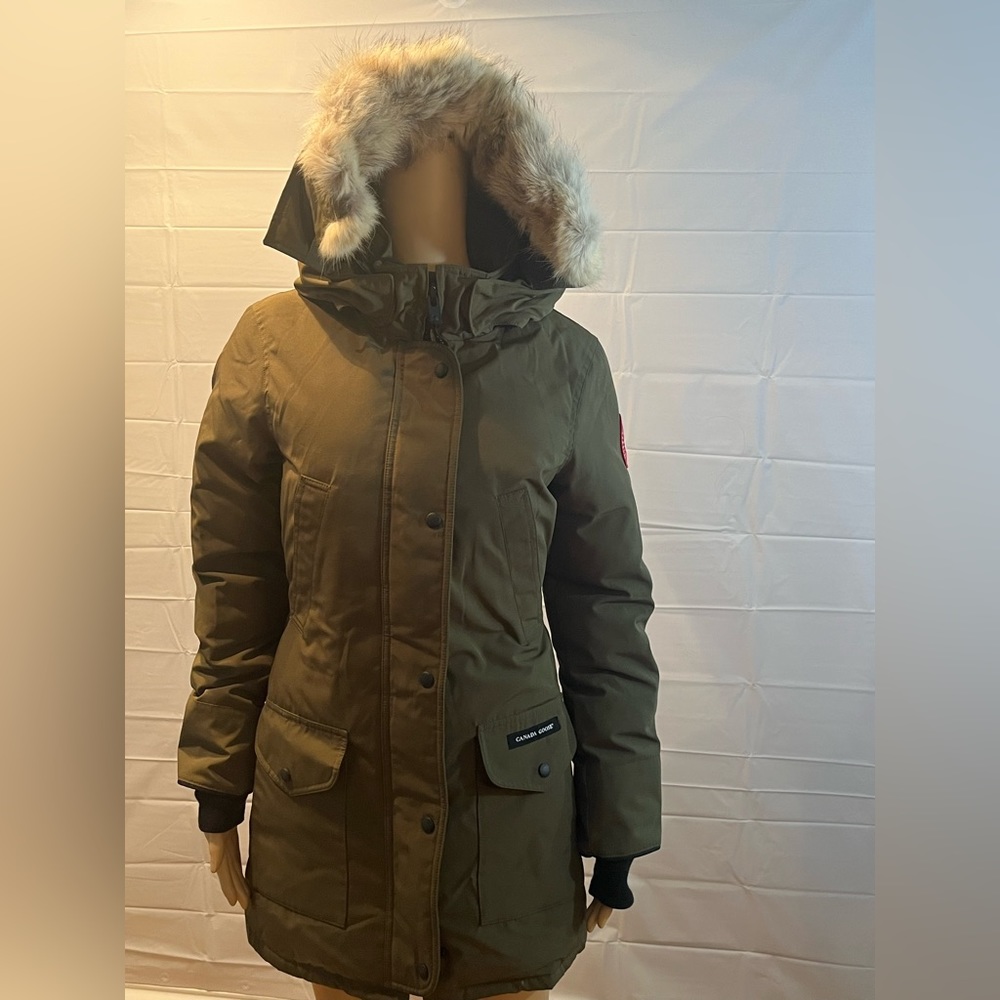 Canada Goose 6550L Women’s Trillium Goose Down Parka Military Size 2XS w/ Box